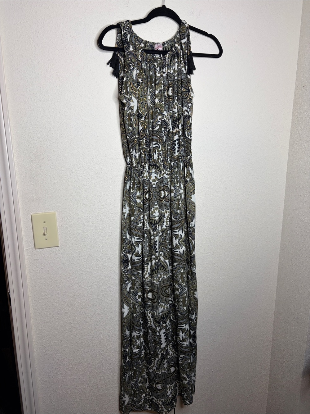 Cienna | Women’s Ellie Tassel Tie Sleeveless Maxi Dress Size Small NWT